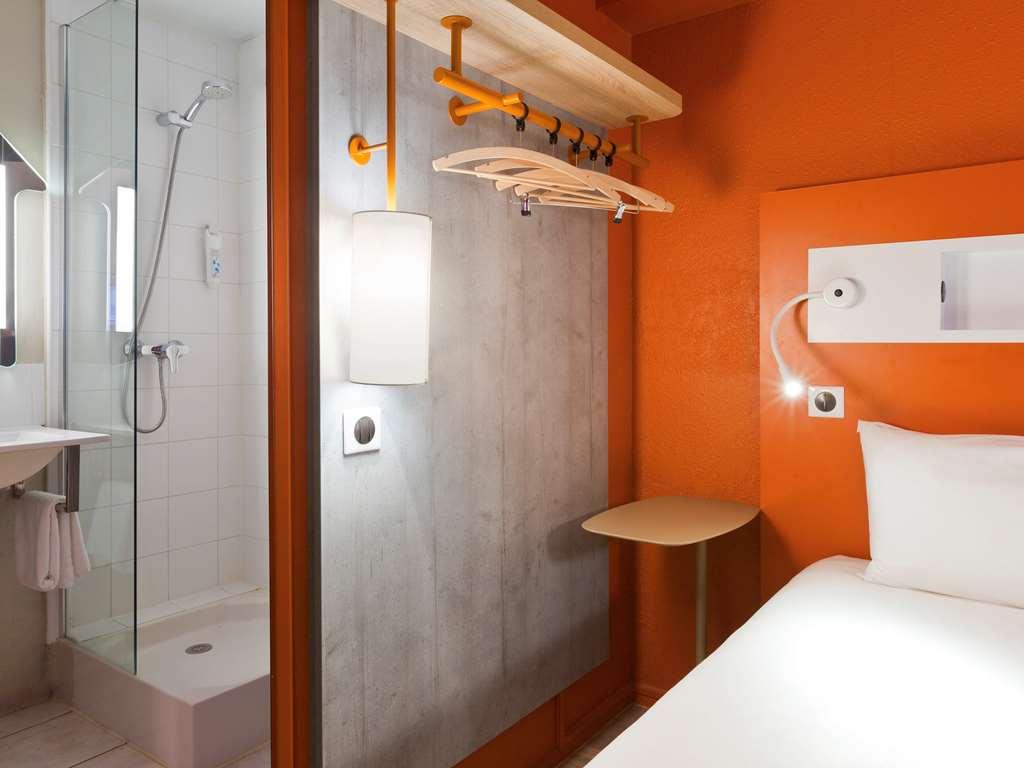 Ibis Budget Chilly-Mazarin Les Champarts Zimmer foto