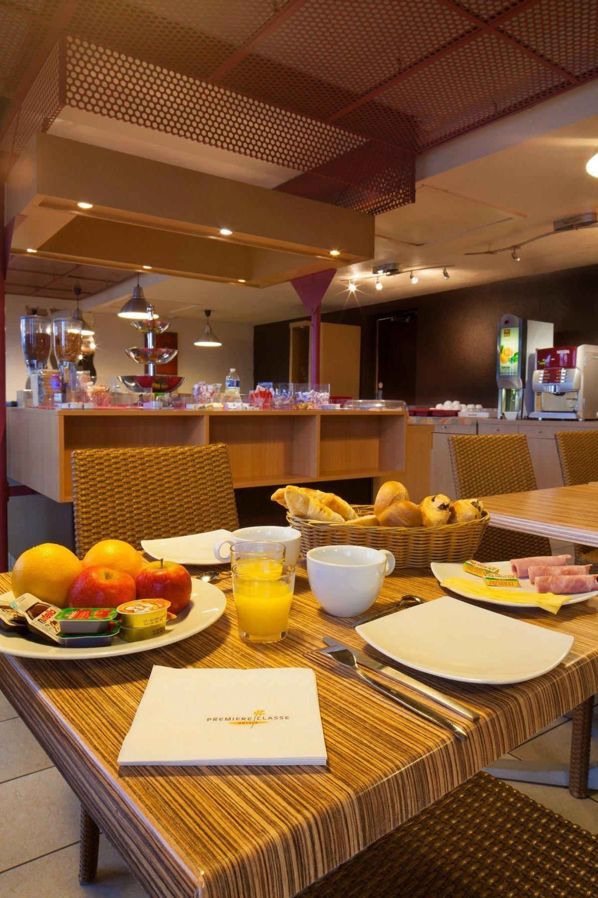 Ibis Budget Chilly-Mazarin Les Champarts Exterior foto