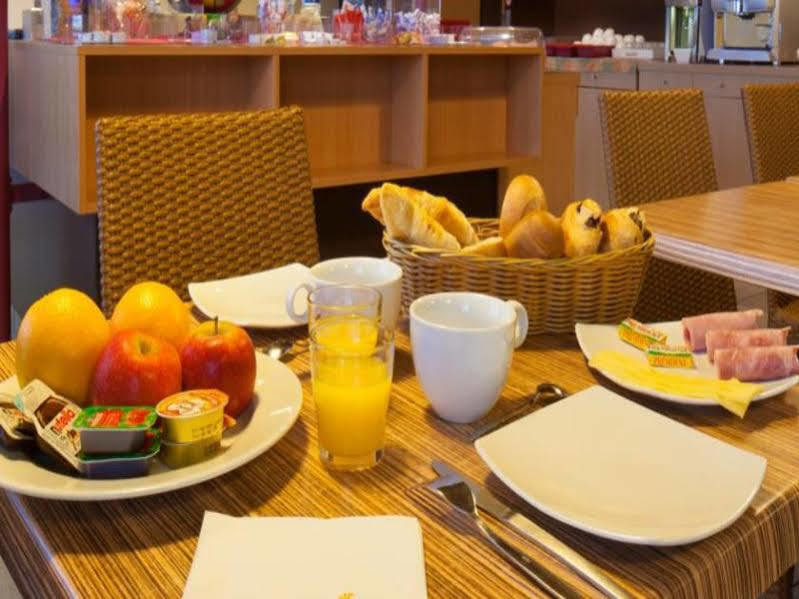 Ibis Budget Chilly-Mazarin Les Champarts Exterior foto