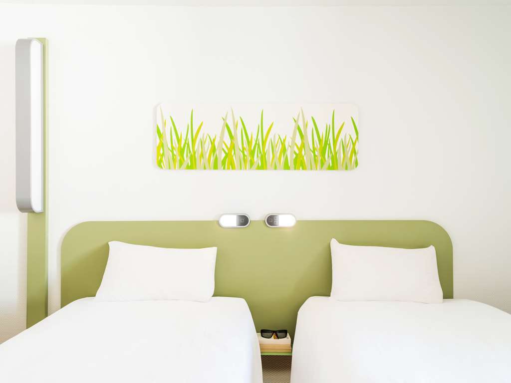 Ibis Budget Chilly-Mazarin Les Champarts Zimmer foto