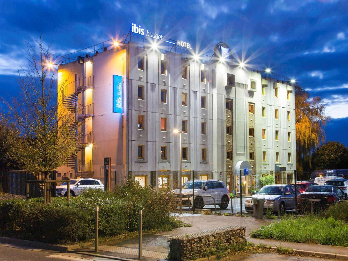 Ibis Budget Chilly-Mazarin Les Champarts Exterior foto